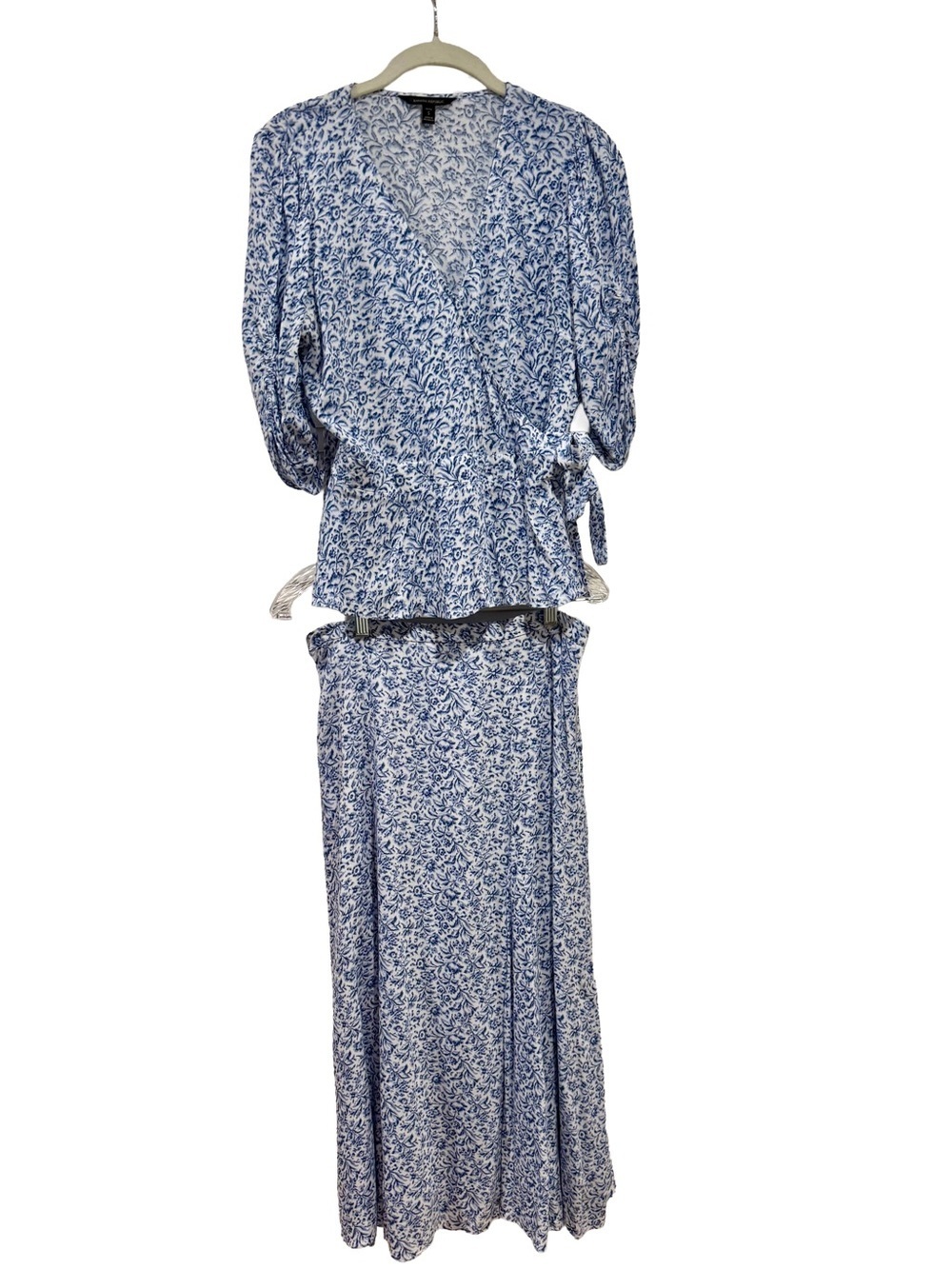 Banana Republic Petite 2-Piece Blue & White Floral Set - Petite Small / 8 - Picture 2 of 10